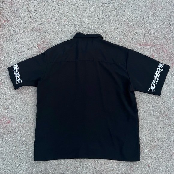 Black and Silver Button Down - Picture 4 of 6